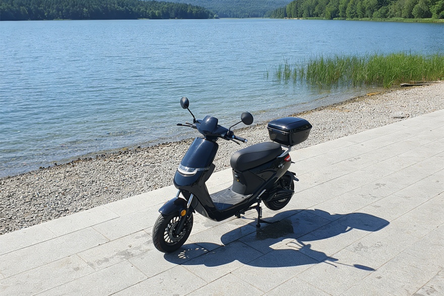 Electric Scooter A Convenient Choice for Daily Travel (2).png