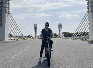 Choosing Excellence: What Makes a High Quality Electric Bike Stand Out?