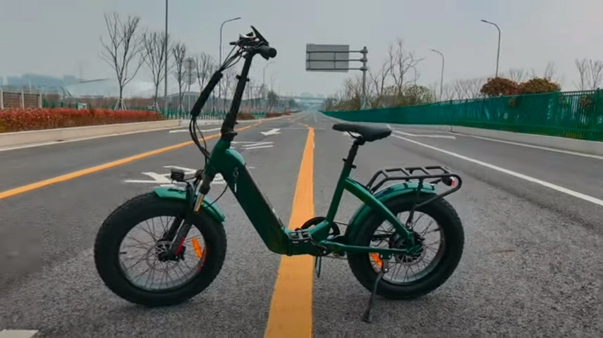La migliore bici elettrica pieghevole per pneumatici grassi del 2021